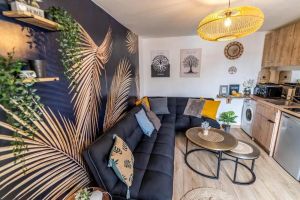 Image of SOUS LES TOITS 8pers+Netflix+Parking ☆ ☆ ☆