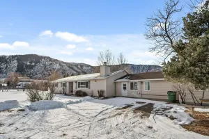 Image of Spacious Secluded 2 Acres Remodeled Walk To Willit