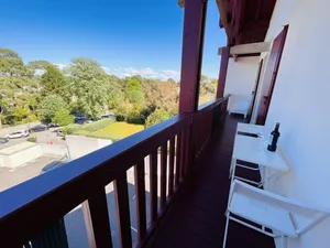 Image of La riviéra\" apartment.