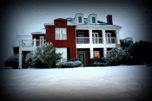Image of A luxury hunting lodge