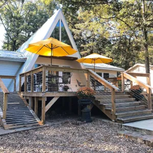 Image of Petit Jean Coffeehouse Luxurious King Room