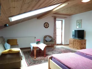 Image of Ferienwohnung Kampenwand, 55 qm Obergeschoss, 2 separate Schlafzimmer
