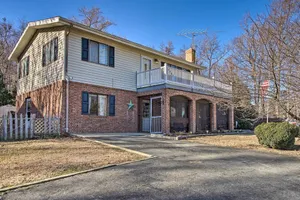 Image of Montross Home w\/ Private Pool & Yard!