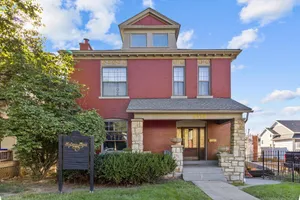 Image of Historic Holmes Place + Min from Downtown