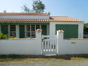 Image of Pleasant, quiet house with direct access to the sea on foot.