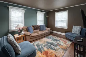 Image of 1930's home, downtown- free cancellations