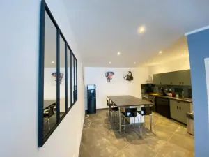 Image of 021 CHIC & COSY GRAND APPART 84m2 HYPERCENTRE WIFI SMART TV NETFLIX