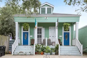 Image of Art Filled Sanctuary in the Heart Of Mid City