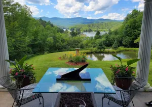 Image of Sir Richards Waterbury Stowe Lake View Escape - ski - kayak -  privacy