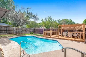 Image of Newly remodeled 5BR 3BA w/pool 16 ppl