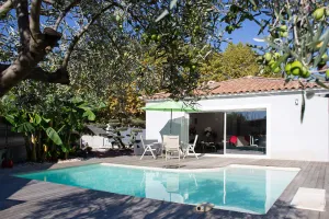 Image of BEAUTIFUL MODERN VILLA WITH POOL AND EXOTIC GARDEN IN SOLLIES-PONT NOUVELLE HOTE