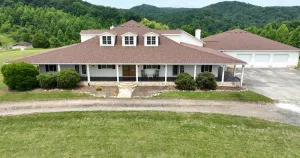 Image of Northwestern North Carolina wine country in the Appalachian foothills