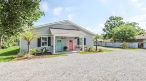 Image of Paradise Palms:  modern, very comfortable , unit in beautiful beach town