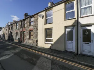 Image of SNOWDON VIEW, pet friendly, character holiday cottage in Llanberis