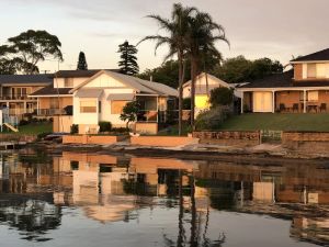 Image of Quiet waterfront waterfront cottage