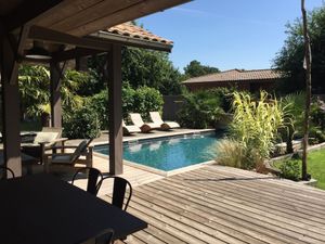 Image of Typical wooden villa in Lège Cap Ferret with swimming pool