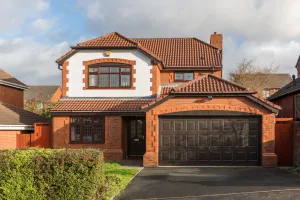 Image of 4 Bed detached drayton mnr\/nec,snowdome,bhx,Tamwor