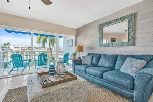 Image of Relaxing townhome in private marina. Pool, tennis & close to Coco Plum Beach.