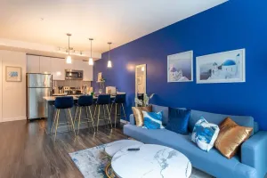 Image of Paid Garage Parking- King Bed-Balcony W\/D 55\" TV