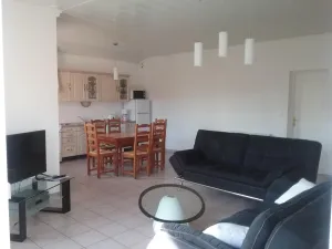 Image of rental apartment t 3 in quiet villa