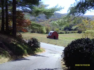Image of 'Dood's Ranch', cozy mountain cottage on horse farm in Waynesville!