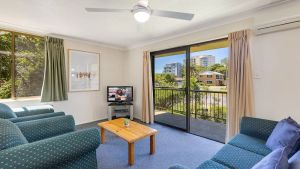 Image of Kirra Belle 2 - Central Kirra - Pet Friendly!