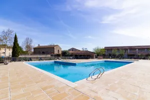 Image of Le Jouarres - Appt climatisé avec piscine partagée