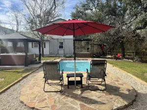 Image of Villa 30 mins to Waco - Private Pool, Hot Tub, Gym and Fire Ring