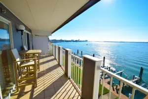 Image of Harbour Island 304K condo
