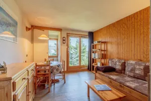 Image of 250m from resort center, floor -3, view mountain, terrace, tv, ski locker, 23m²