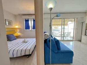 Image of Charming Apartment in Cannes 10-min to beach