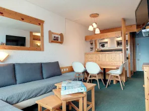 Image of Central Ski-in\/Ski-out Apartment · Balcony · Free Wifi