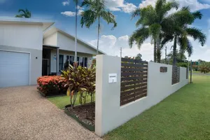 Image of Solitaire - Tropical Style - 3 bedrooms