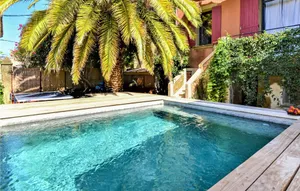 Image of Nice home in Pujaut with WiFi