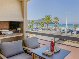 Image of Cosy apartment for 4 guests with WIFI, A\/C, TV, terrace, pets allowed and parking