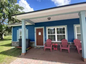 Image of Cozi 101 C Close to Jax, Daytona Beach, St Augustine & Ocala National Forest.