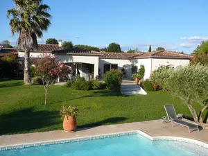 Image of Villa Cigalette avec piscine, terrasse et jardin