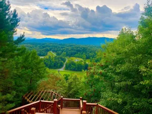 Image of Smokey Mountain Dreaming - mountain views, hot tub & much more!!