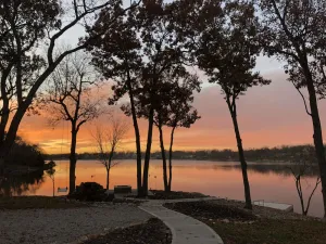 Image of Cozy Family lake house