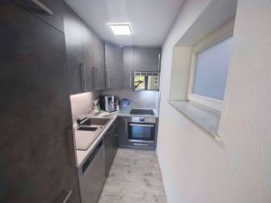 Image of 2 Rooms Kitchen Whirlpool Shower-Toilet 75\"SAT-TV Terrace Parking for 4+2 Guests