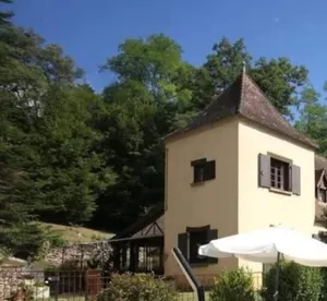 Image of House rental w\/pool, Jacuzzi, sauna in the Périgord Noir, 5 km away from Sarlat
