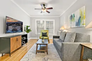 Image of 1-bedroom Cozy & Modish Apt - Marshfield W2 rep