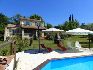 Image of VILLA comfortable not overlooked, calm close to the city