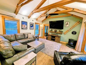 Image of Waterfront Spacious Luxury Home, 5 min to LL Bean!