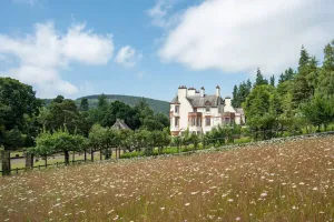Image of FAIRNILEE HOUSE -  sleeps 16 guests in 6 bedrooms
