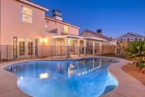 Image of 4BR Dazzler w\/ Heated Pool, Foosball & Strip View!