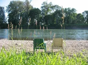 Image of Beautiful, Quiet, Country Setting on Willamette River