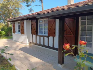 Image of Family-Friendly Home with Garden and Parking, Near Capbreton Center
