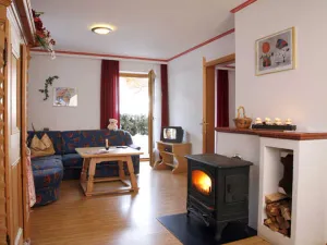 Image of Apartment 3 - Balcony - Alberta's House