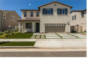 Image of North LA Spacious\/Family-Friendly New Home with 5 Bedrooms, 3 Baths, 6 Beds